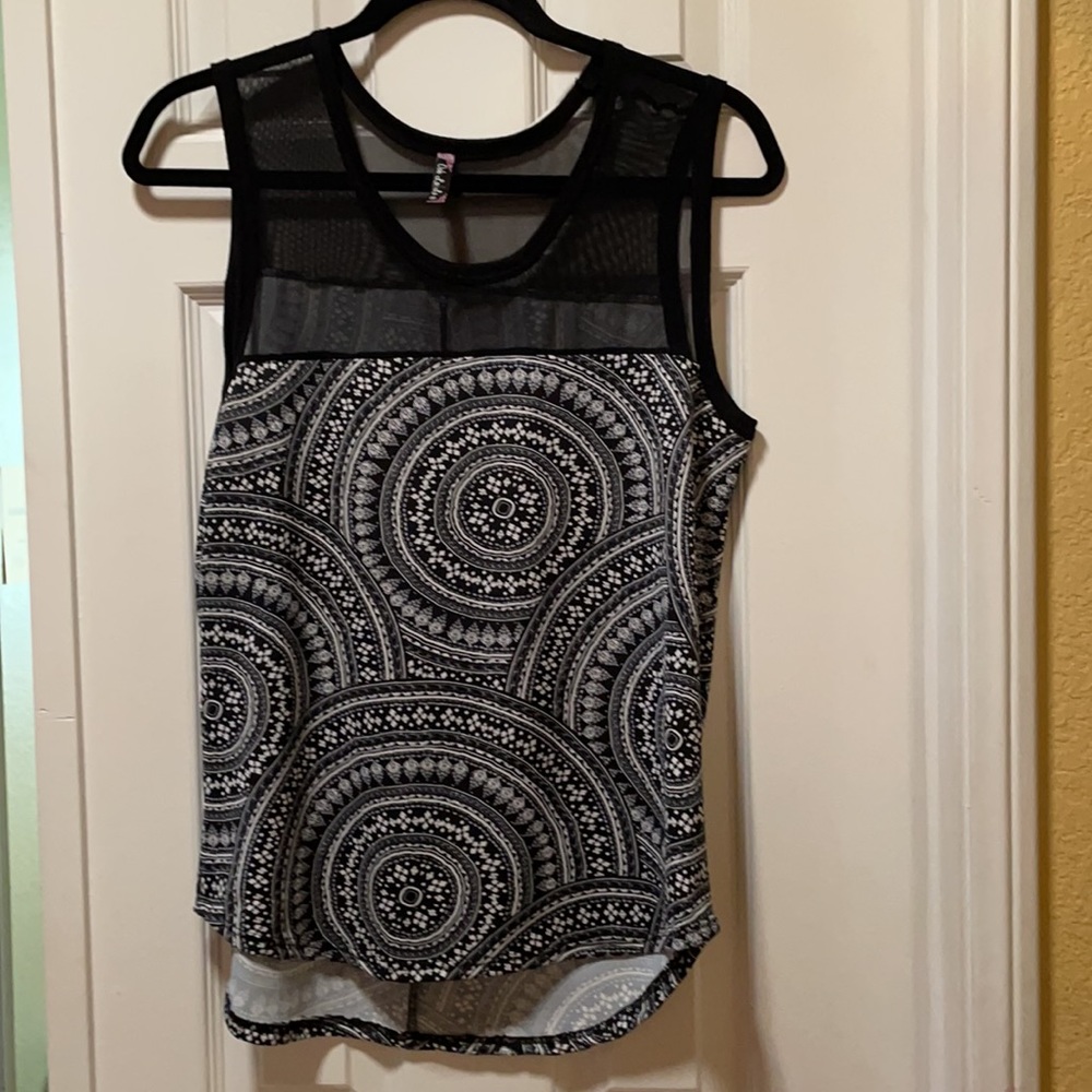 3 Blouses Women Size Medium